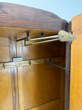 Load image into Gallery viewer, Art Deco Kledingkast, Camphor