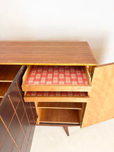 Afbeelding in Gallery-weergave laden, Vintage Highboard / Dressoir