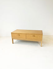 Load image into Gallery viewer, Laag tv-meubel / Ladekast, Ulferts