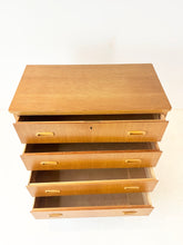 Afbeelding in Gallery-weergave laden, Vintage Eiken Ladekast