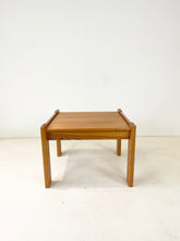 Afbeelding in Gallery-weergave laden, Cute Square Coffee Table