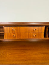Afbeelding in Gallery-weergave laden, Vintage Secretaire uit Scandinavië