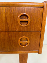 Load image into Gallery viewer, Deens Teak Ladekastje