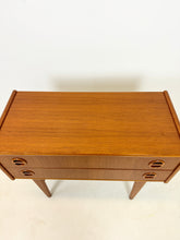 Load image into Gallery viewer, Deens Teak Ladekastje