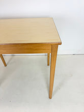 Afbeelding in Gallery-weergave laden, Kleine Edsbyverken Tafel