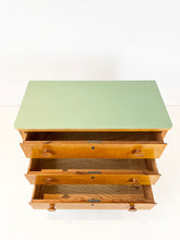 Afbeelding in Gallery-weergave laden, Opgeknapt Vintage Ladekastje