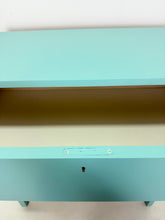 Afbeelding in Gallery-weergave laden, Hoge Ladekast, Svensk Möbelindustri