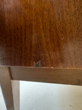 Load image into Gallery viewer, Opgeknapte Hoge Ladekast