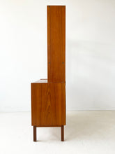 Load image into Gallery viewer, Scandinavische Vintage Boekenkast / Wandkast