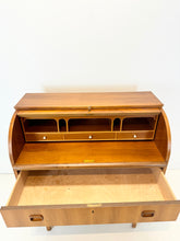 Afbeelding in Gallery-weergave laden, Vintage Teak Egon Ostergaard Secretaire