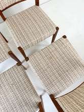 Load image into Gallery viewer, Teak Stoelen (set van 4)