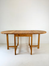 Load image into Gallery viewer, Karin Mobring Hangoortafel (jaren 70)