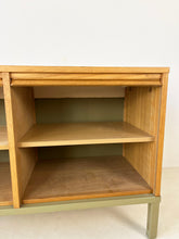 Afbeelding in Gallery-weergave laden, Vintage Archiefkast