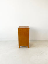 Afbeelding in Gallery-weergave laden, Zweeds Vintage Nachtkastje