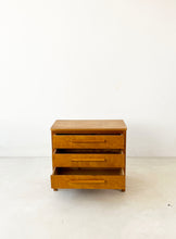 Afbeelding in Gallery-weergave laden, Kleine Vintage Ladekast