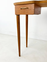 Afbeelding in Gallery-weergave laden, Vintage Kaptafel