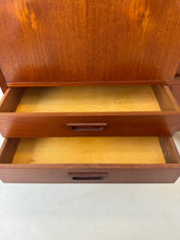 Load image into Gallery viewer, Deense Teak Highboard / Dressoir