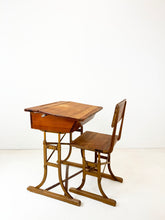 Afbeelding in Gallery-weergave laden, Zweedse Vintage Schoolbank