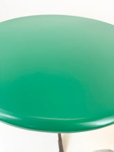 Load image into Gallery viewer, Opgeknapte Bijzettafel