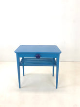 Load image into Gallery viewer, Geüpcycled Vintage Nachtkastje