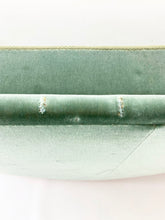 Load image into Gallery viewer, <tc>Green Velvet Sofa</tc>