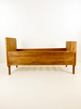 Afbeelding in Gallery-weergave laden, Kinderbed