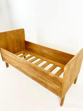 Afbeelding in Gallery-weergave laden, Kinderbed