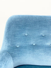 Load image into Gallery viewer, <tc>Blue Velvet Couch</tc>