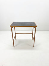 Afbeelding in Gallery-weergave laden, Bijzettafel