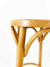 Load image into Gallery viewer, Stool