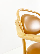 Load image into Gallery viewer, Chair