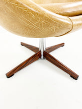 Load image into Gallery viewer, swivel chair