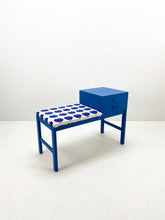 Load image into Gallery viewer, Blauw Halkastje / Bankje uit Zweden