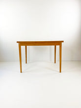 Load image into Gallery viewer, Edsbyverken Dining table