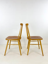 Load image into Gallery viewer, 2 Spindle Chairs