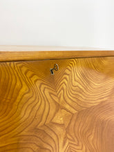 Afbeelding in Gallery-weergave laden, Berkenhout Bureau