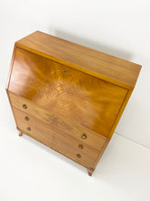 Afbeelding in Gallery-weergave laden, Berkenhout Bureau