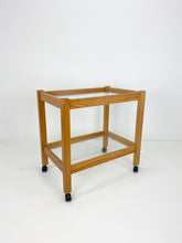 Afbeelding in Gallery-weergave laden, Tafel Op Wielen