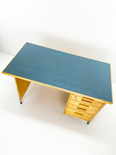 Afbeelding in Gallery-weergave laden, Bureau