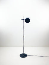 Afbeelding in Gallery-weergave laden, Vintage Witte Hemi Vloerlamp