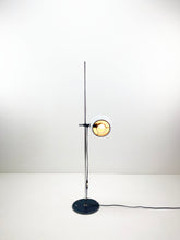 Afbeelding in Gallery-weergave laden, Vintage Witte Hemi Vloerlamp