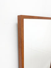 Afbeelding in Gallery-weergave laden, Teak Houten Spiegel