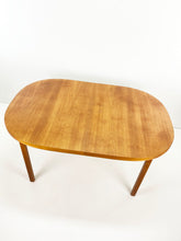 Load image into Gallery viewer, <transcy>Oval Vintage Teak Dining Table</transcy>
