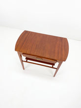 Load image into Gallery viewer, <transcy>Side Table </transcy>