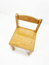 Load image into Gallery viewer, <transcy>Children's Chair</transcy>