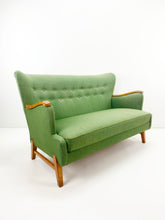 Load image into Gallery viewer, <transcy>Vintage Sofa</transcy>