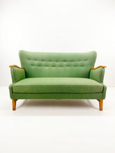 Load image into Gallery viewer, <transcy>Vintage Sofa</transcy>