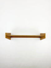 Afbeelding in Gallery-weergave laden, Teak Wandplank