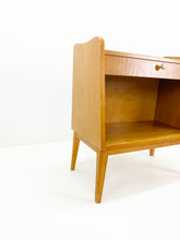 Afbeelding in Gallery-weergave laden, Zweeds Berken Kastje