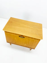 Load image into Gallery viewer, Nightstand